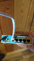 Маршрутизатор MikroTik hAP RB951Ui-2ND фото від покупців 1