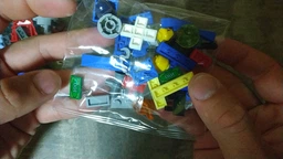 Конструктор LEGO City Police Полицейский вертолет 51 деталь (60275) фото от покупателей 10