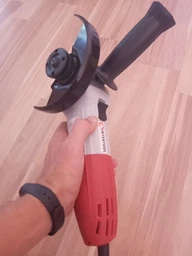 Шлифмашина угловая 860 Вт. INTERTOOL DT-0267