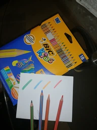 Карандаши цветные BIC Evolution Stripes 18 цветов (3086123499126) фото от покупателей 1