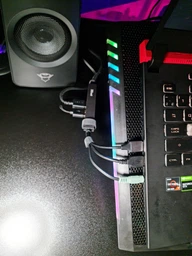 USB-хаб Halyx Aluminium 4-Port Mini USB Hub (tr23786) фото від покупців 1