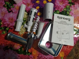 Мясорубка электрическая Rainberg RB-6305 3000 Вт + соковыжималка фото від покупців 1