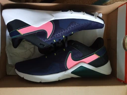 Женские кроссовки для тренировок Nike W Legend Essential 2 CQ9545-001 40.5 (9) 26 см (19449795812515) фото от покупателей 5