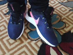 Женские кроссовки для тренировок Nike W Legend Essential 2 CQ9545-001 40.5 (9) 26 см (19449795812515) фото от покупателей 6