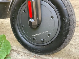 Електросамокат Crosser E9 MAX 15AH Tire 10" Pneumatic (Чорний) MS1970/EU фото від покупців 11
