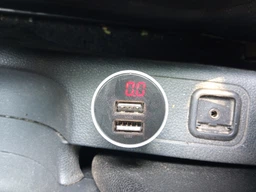 АЗУ Baseus Digital Display 24w 2 usb 4.8а CCBX-0G фото от покупателей 6