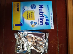 Дитяча суміш Nutrilon 1 Комфорт 600 г (5900852038518) фото від покупців 13