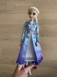 Лялька Disney Ельза Співуча Холодне серце 2