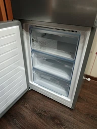 Двухкамерный холодильник Bosch KGN39UL316 фото от покупателей 2