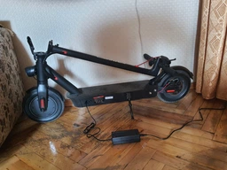Електросамокат Crosser E9 MAX 15AH Tire 10" Pneumatic (Чорний) MS1970/EU фото від покупців 5