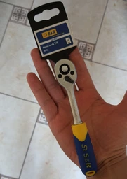 Ключ-тріскачка з реверсом S&R 1/4” 45 зубів (465045014) фото від покупців 7