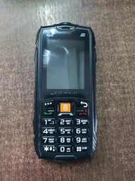 Мобільний телефон 2E R240 2020 2SIM Black 680576170101 фото від покупців 8