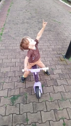 Беговел Real Baby, коричнево-фіолетовий (KB7500/PURPLE/BROWN) фото от покупателей 3