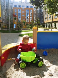Дитячий іграшковий самоскид з відкидним кузовом Салатовий (45590472522)