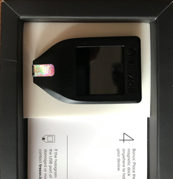 Крипто-гаманець Trezor Model T