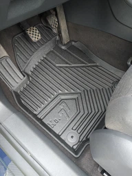 Комплект автомобільних килимків Frogum No.77 для BMW 5 Series G30 / BMW 5 Series Touring G31 2017–2023 4 шт (5902643440739) фото від покупців 1
