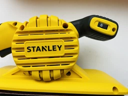 Стрічкова шліфувальна машина Stanley 900 Вт SB90 фото від покупців 3