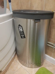 Бак для білизни двосекційний Brabantia 55 л 105029 фото від покупців 1