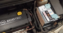 Автомобільний акумулятор BOSCH AGM 105Ah 950A R+ 0092S5A150