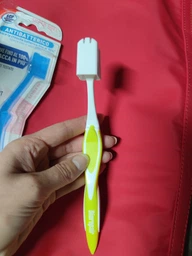 Зубная щетка BioRepair Совершенная чистка Ультрамягкая для защиты десен Бордовая (8017331060131_burgundy) фото от покупателей 12
