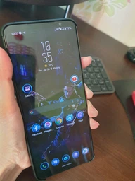 Смартфон ASUS ROG Phone 5S 12/128GB White (ZS676KS) фото від покупців 3