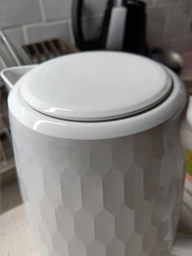 Електрочайник Russell Hobbs Honeycomb 1.7л, пластик, білий фото от покупателей 2