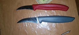 Кухонний ніж Victorinox Vx67503 SwissClassic Shaping 155 мм чорний фото від покупців 2