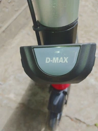 Самокат Scale Sports D-Max-9 USA Білий + LED-ліхтарик фото від покупців 4