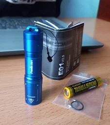 Ліхтар ручний Fenix E01 V2.0 Синій