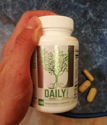 Витаминно-минеральный комплекс Universal Nutrition Daily Formula 100 таблеток фото от покупателей 2