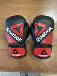 Боксерські рукавички Reebok Combat (RSCB-10110RD) Black/Red 10 унцій фото від покупців 1