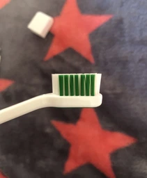 Зубная щетка BioRepair Совершенная чистка Средней жесткости для ежедневного ухода Зеленая (8017331047941_green) фото от покупателей 15