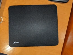 Игровая поверхность TRUST Mouse Pad M Black (250*210*3 мм) (24193_TRUST) фото от покупателей 12