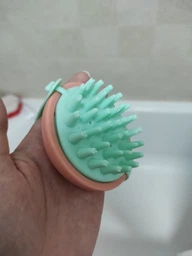 Силиконовая массажная щетка для кожи головы Masil Head Cleaning Massage Brush (8809744060385) фото от покупателей 2