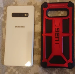 Чехол противоударный UAG Monarch (Original) для Samsung Galaxy S10 Plus (G975) Crimson 211351119494 фото от покупателей 3