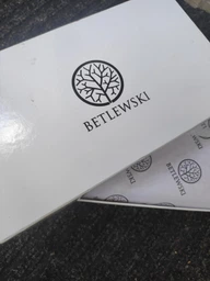 Жіночий шкіряний гаманець Betlewski із захистом RFID 18 х 10 х 3,5 см (BPD-DZ-17) червоний