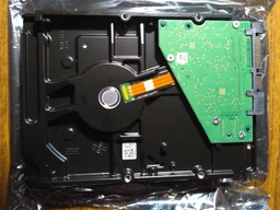 Жесткий диск Seagate IronWolf 2 TB (ST2000VN003) фото от покупателей 1
