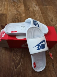 Мужские шлепанцы для пляжа Nike Victori One CN9675-002 44 27.5 см Черные (194497882093)