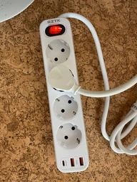 Мережевий фільтр-подовжувач RZTK Power Strip 4+2 USB-A (QC 3.0)+USB-С (PD20W) Black фото від покупців 3