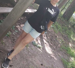Футболка женская Puma Ess Logo Tee 58677402 M Белая (4063697275058) фото от покупателей 1