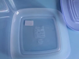 Контейнер для харчових продуктів Алеана квадратний 1.88л, прозорий/бузковий (167014) фото від покупців 5
