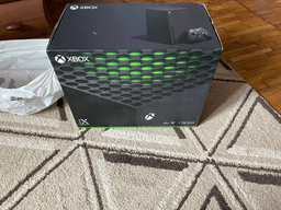 Ігрова консоль Microsoft Xbox Series X 1TB (RRT-00010) фото від покупців 7