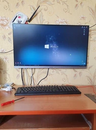 Монитор 28" Samsung LU28R550 (LU28R550UQIXCI) фото от покупателей 15