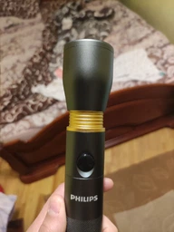 Ліхтар Ручний Philips SFL7002T, IPX4, 1200 люмен, до 200 метрів, 6хАА фото від покупців 1