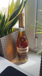 Напій алкогольний Vardiani Nuts 0.5 л 30% (4820188112144)