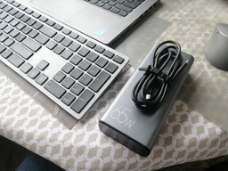 Повербанк Usams 65W Metal Quick Charge 30000mAh + кабель USB-C 100W для MacBook/iPad/iPhone/ Xiaomi/ Samsung/Huawei