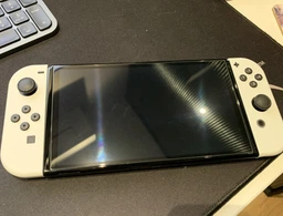 Закаленное защитное стекло Ricoddaa для Nintendo Switch 2.5D, 9H, 0,3 мм