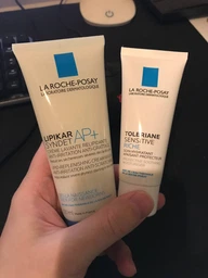 Увлажняющий крем La Roche Posay Толеран Сенситив Риш для защиты и успокоения кожи лица 40 мл (3337875588348) фото от покупателей 5