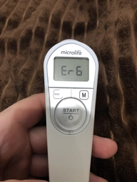 Безконтактний інфрачервоний термометр MICROLIFE NC 200 фото від покупців 2