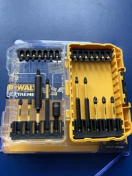 Набор бит DeWALT DT70730T Extreme FlexTorq в кейсе Tough Case системы Tstak 25 шт (DT70730T)